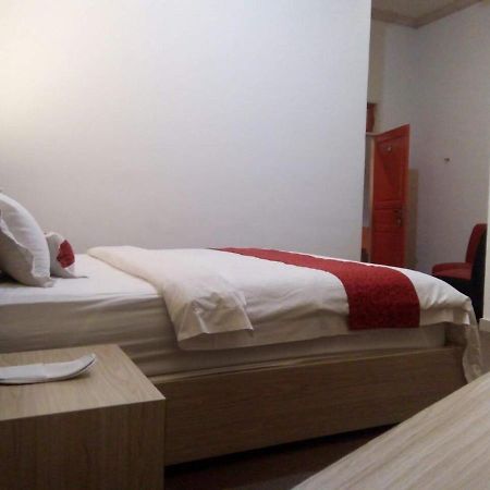 Hotel Assyifa Tanjungbalai Bagian luar foto